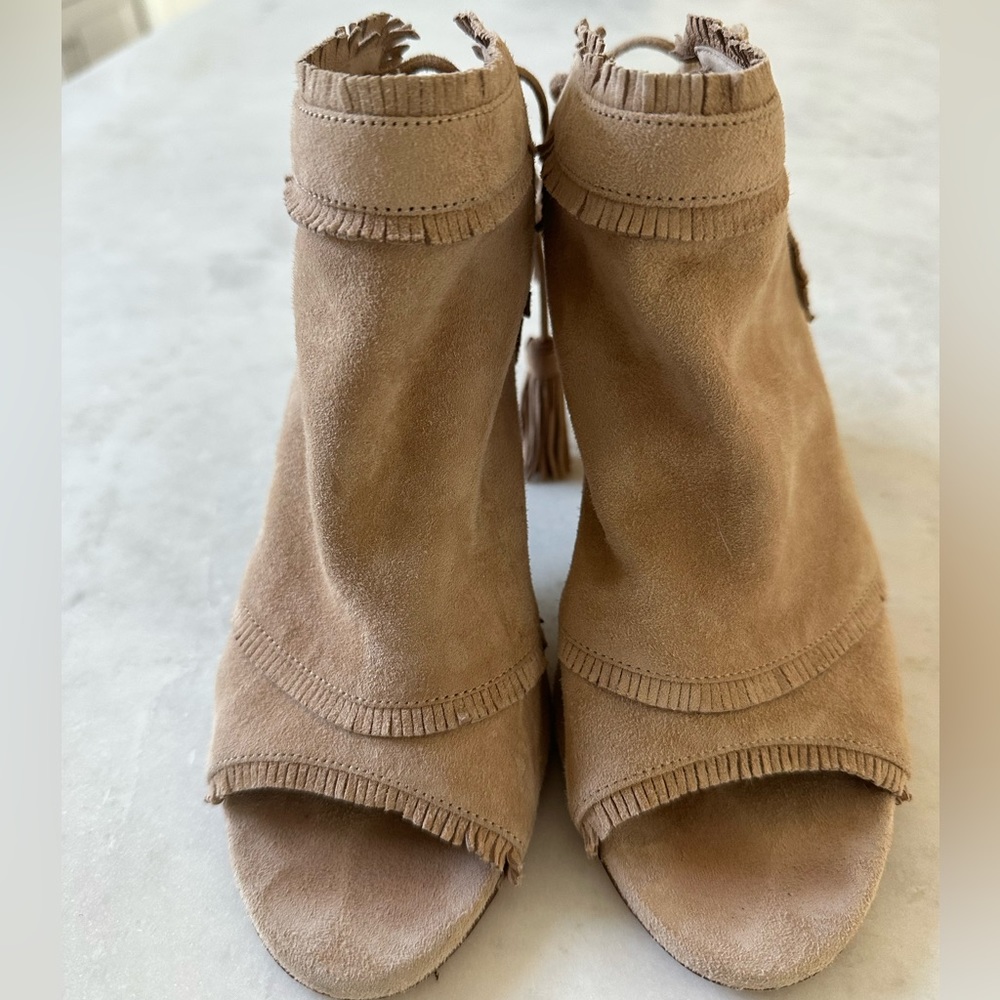 Luxury Suede Camel Color Open Toe Aquazzura Heels size 7